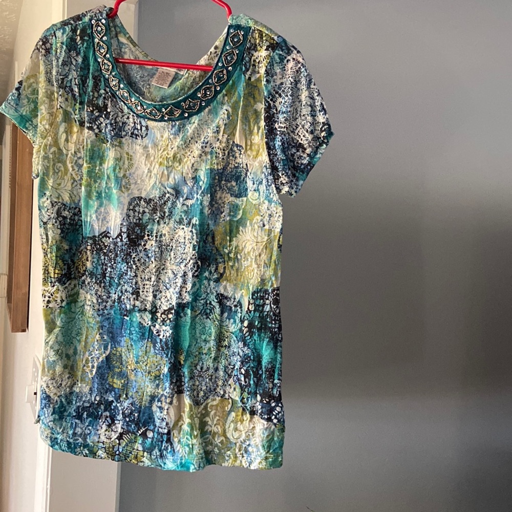 Women’s blouse